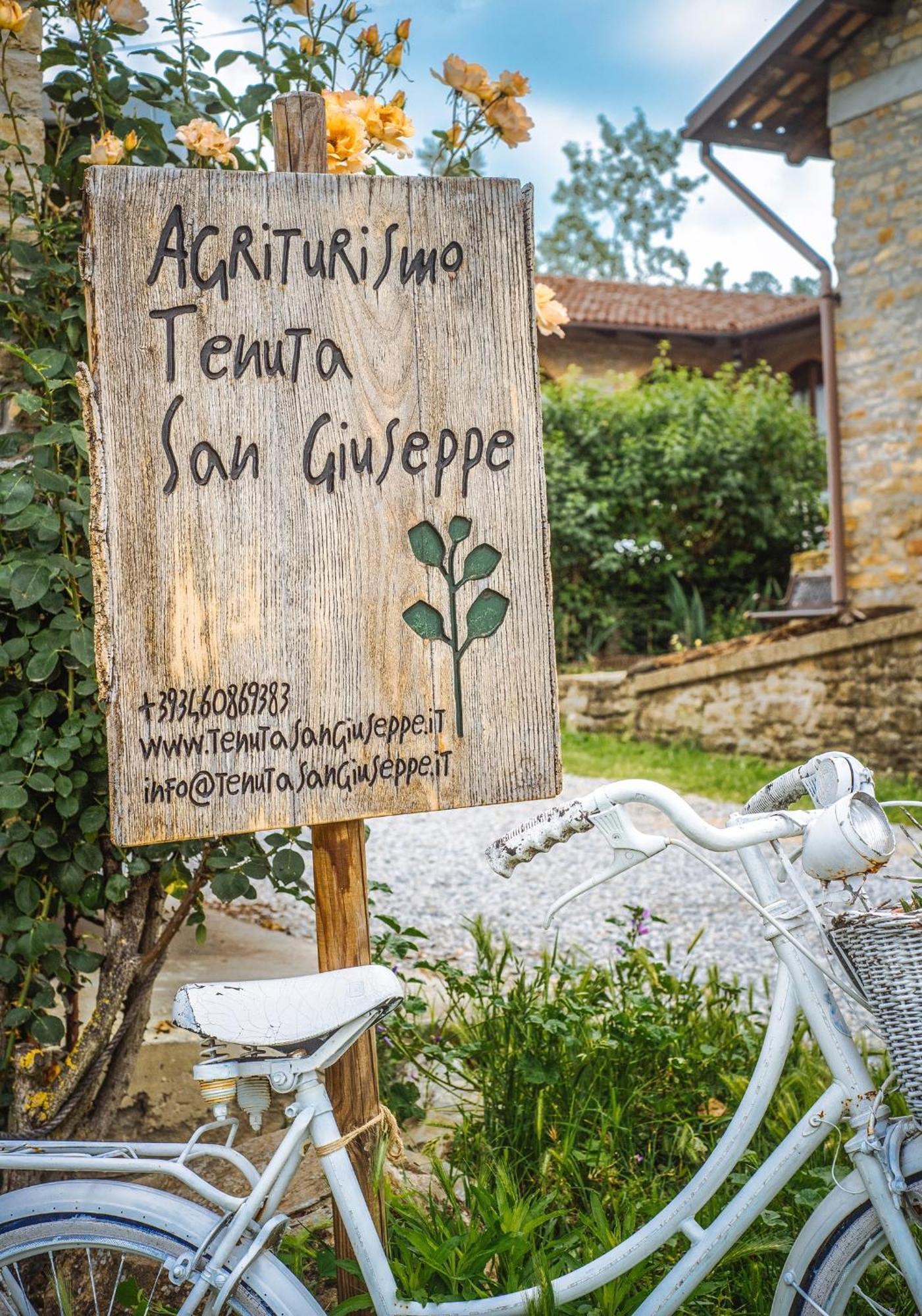 Agriturismo Tenuta San Giuseppe Cossano Belbo Exteriér fotografie