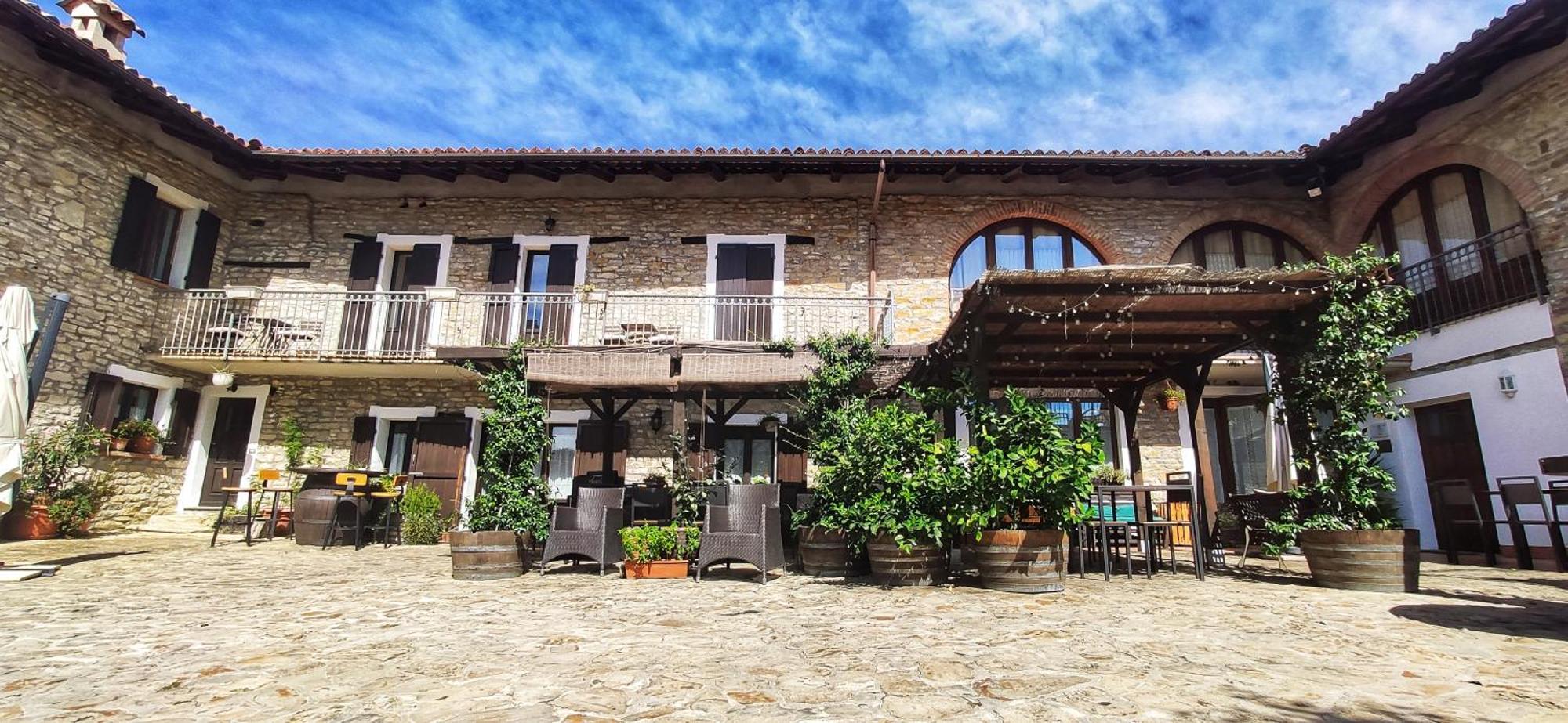 Agriturismo Tenuta San Giuseppe Cossano Belbo Exteriér fotografie